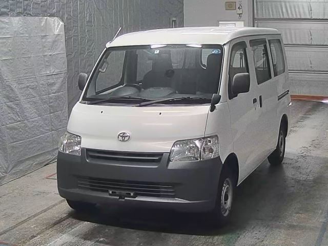 3035 Toyota Lite ace van S412M 2012 г. (HERO)